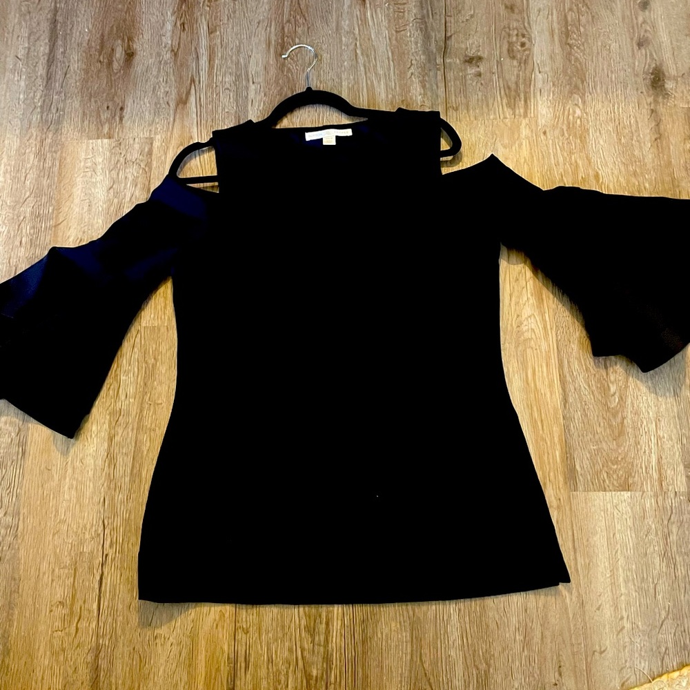 Boston Proper Travel Collection black top.